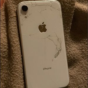 i have an iphone xr for sale got a new phone so i’m selling this one works fine